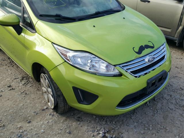 3FADP4BJ8BM167674 - 2011 FORD FIESTA SE GREEN photo 9