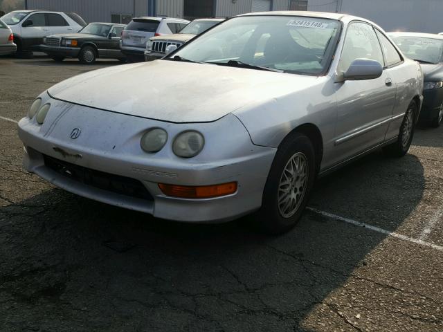 JH4DC4350WS013656 - 1998 ACURA INTEGRA LS SILVER photo 2