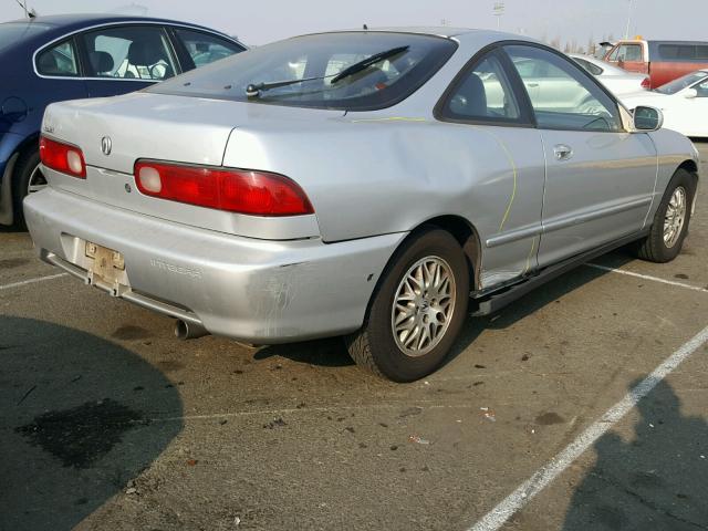 JH4DC4350WS013656 - 1998 ACURA INTEGRA LS SILVER photo 4