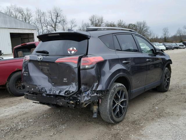 JTMJFREV3HJ118562 - 2017 TOYOTA RAV4 SE CHARCOAL photo 4