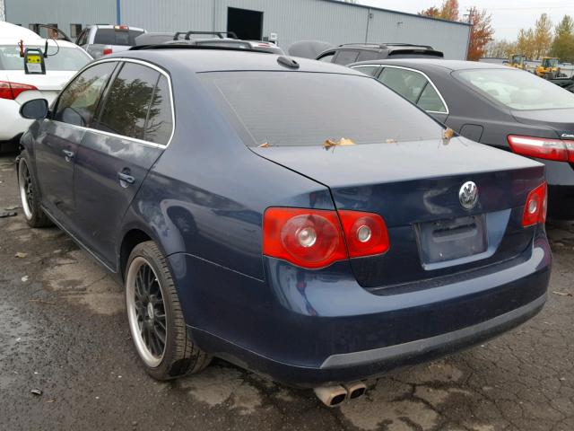 3VWDG71K85M609327 - 2005 VOLKSWAGEN NEW JETTA BLUE photo 3