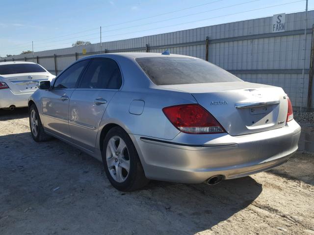 JH4KB16575C016132 - 2005 ACURA RL SILVER photo 3