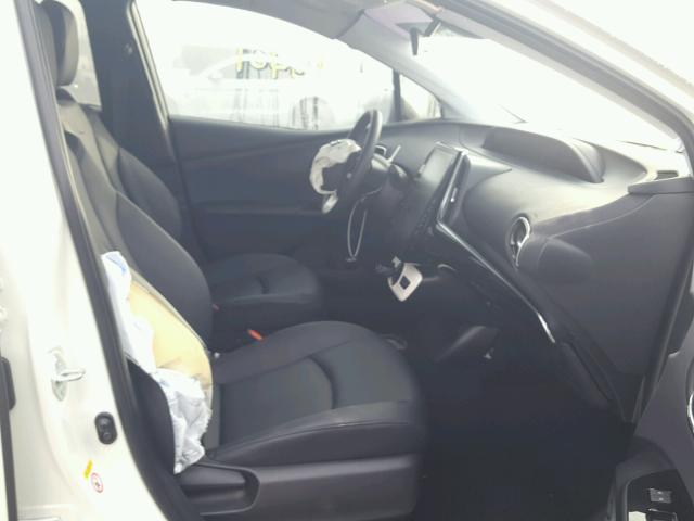 JTDKARFP5H3066701 - 2017 TOYOTA PRIUS PRIM 白色 照片 5