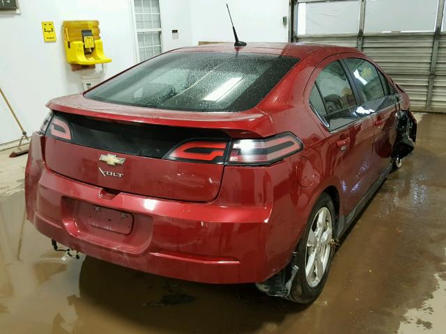 1G1RB6E48DU115940 - 2013 CHEVROLET VOLT RED photo 4