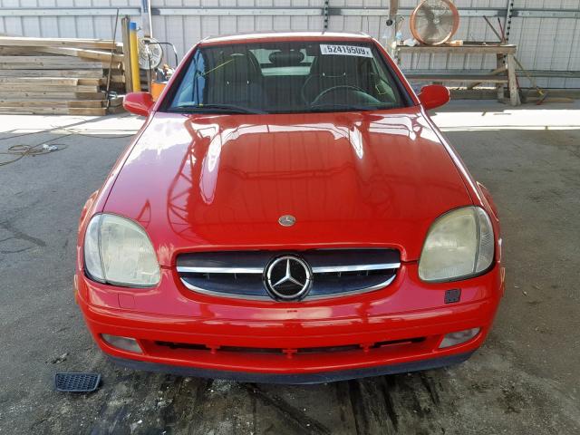 WDBKK47F5XF093933 - 1999 MERCEDES-BENZ SLK 230 KO RED photo 9