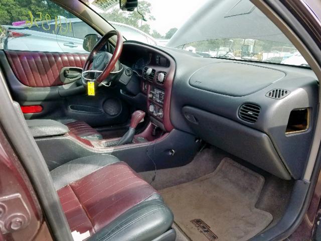 1G2WP52K32F255148 - 2002 PONTIAC GRAND PRIX PURPLE photo 5