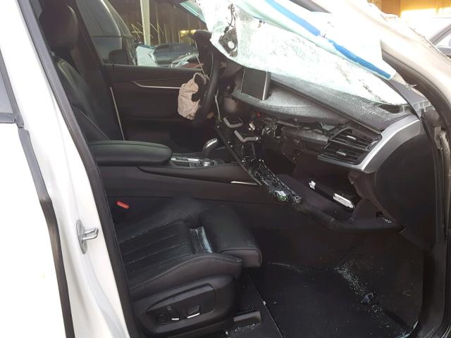 5UXKU2C54J0X49528 - 2018 BMW X6 XDRIVE3 Білий фото 5