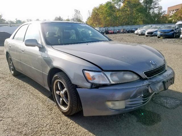 JT8BF22G9V0076755 - 1997 LEXUS ES 300 GRAY photo 1