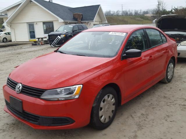 3VW2K7AJ0EM209985 - 2014 VOLKSWAGEN JETTA BASE RED photo 2