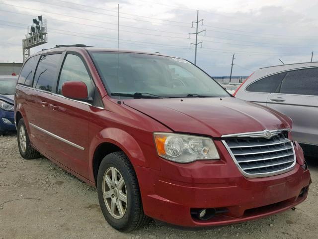 2A4RR5D12AR386323 - 2010 CHRYSLER TOWN & COU RED photo 1