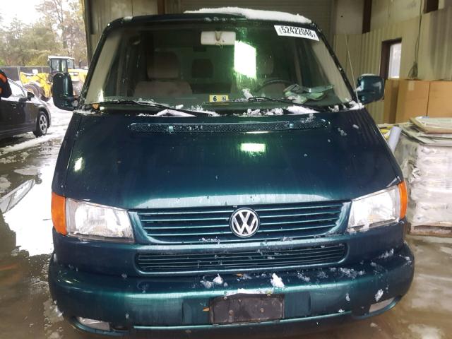 WV2KB47013H041972 - 2003 VOLKSWAGEN EUROVAN GL GREEN photo 10