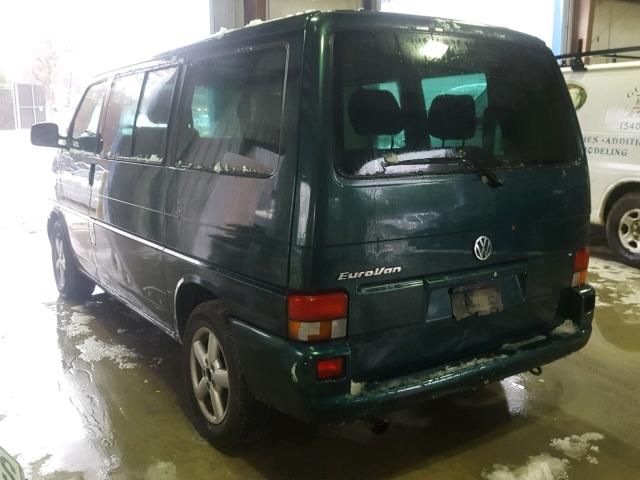 WV2KB47013H041972 - 2003 VOLKSWAGEN EUROVAN GL GREEN photo 3