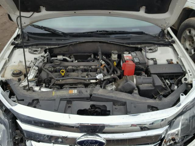 3FAHP0GA0CR348582 - 2012 FORD FUSION S WHITE photo 7