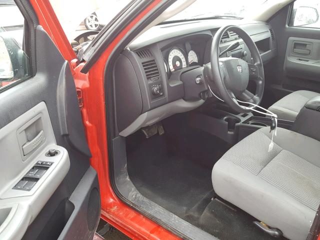 1D7RW3GP4BS709666 - 2011 DODGE DAKOTA SLT RED photo 9