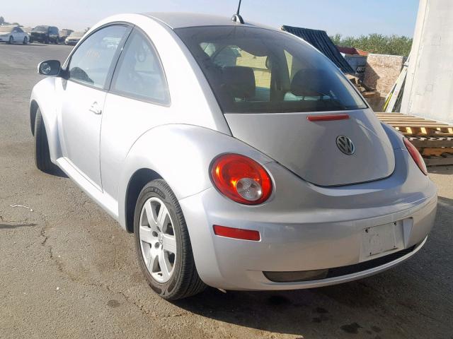 3VWRG31C47M513768 - 2007 VOLKSWAGEN NEW BEETLE 银色 照片 3