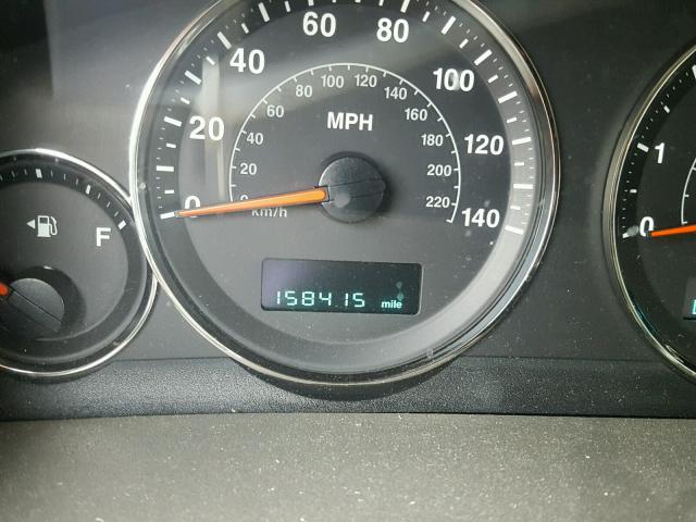 1J8HG48K46C104468 - 2006 JEEP COMMANDER GREEN photo 8