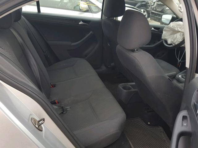 3VW2K7AJ0CM378661 - 2012 VOLKSWAGEN JETTA BASE 银色 照片 6