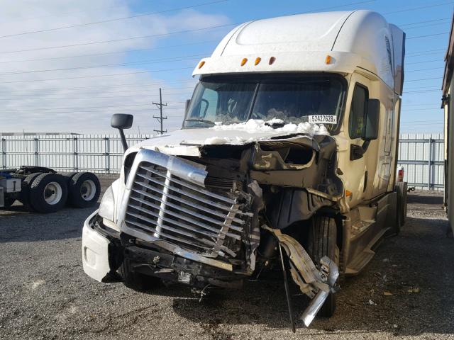 3AKJGLD59ESFS5894 - 2014 FREIGHTLINER CASCADIA 1 GOLD photo 2