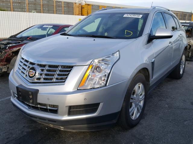 3GYFNBE38GS517778 - 2016 CADILLAC SRX LUXURY SILVER photo 2