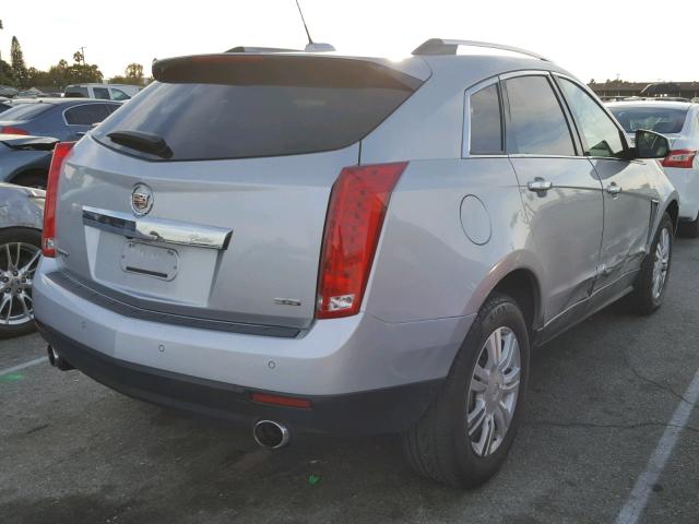 3GYFNBE38GS517778 - 2016 CADILLAC SRX LUXURY SILVER photo 4