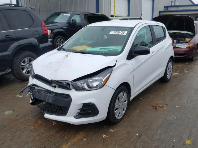 KL8CB6SA1HC813995 - 2017 CHEVROLET SPARK LS WHITE photo 2