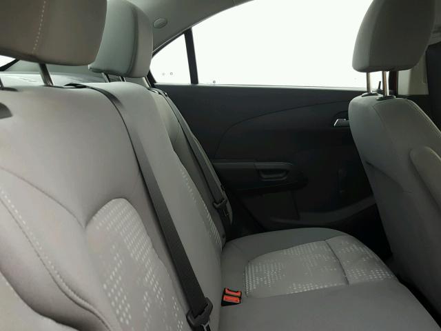 1G1JA5SH1C4134913 - 2012 CHEVROLET SONIC LS 栗色 照片 6