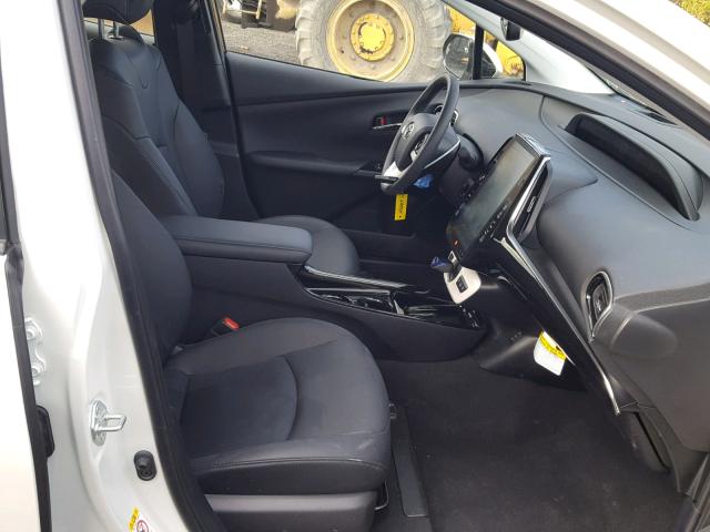 JTDKARFP6J3078152 - 2018 TOYOTA PRIUS PRIM 白色 照片 5