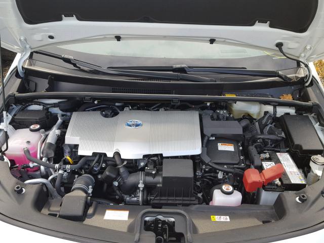 JTDKARFP6J3078152 - 2018 TOYOTA PRIUS PRIM 白色 照片 7