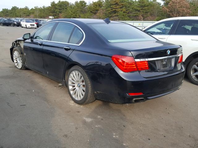 WBAKC6C56CC395957 - 2012 BMW 750I XDRIV GRAY photo 3