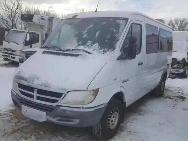 WD5PD644X55717262 - 2005 DODGE SPRINTER WHITE photo 2