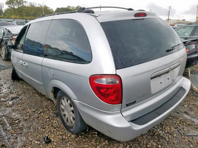 2C8GP74L73R209428 - 2003 CHRYSLER TOWN & COU SILVER photo 3