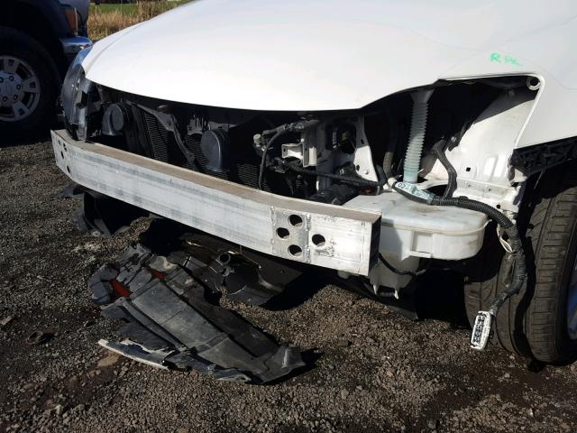 JTHCK262085019561 - 2008 LEXUS IS 250 WHITE photo 9