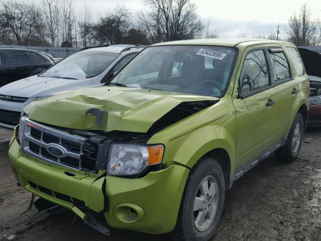 1FMCU9C76CKA32423 - 2012 FORD ESCAPE XLS GREEN photo 2