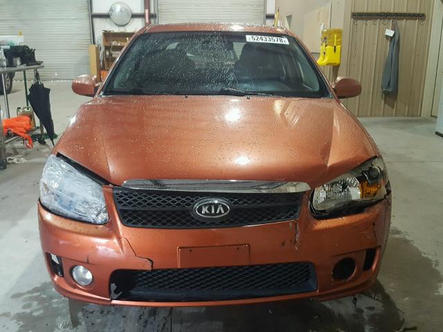 KNAFE121985013011 - 2008 KIA SPECTRA EX ORANGE photo 9