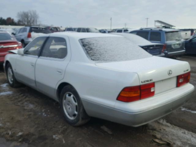 JT8BH28FXY0179115 - 2000 LEXUS LS 400 SILVER photo 3