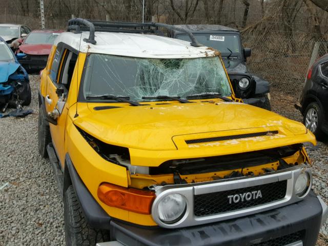 JTEBU11F170077276 - 2007 TOYOTA FJ CRUISER YELLOW photo 9