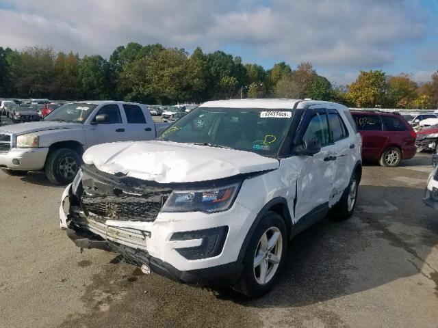 1FM5K8AR2HGD05932 - 2017 FORD EXPLORER P WHITE photo 2