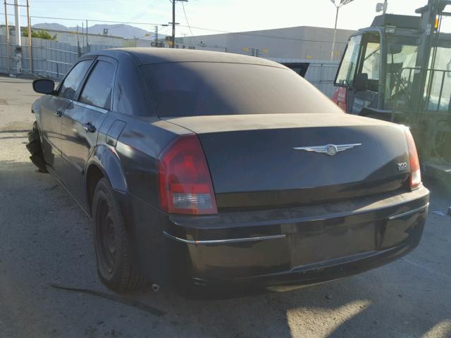 2C3KA53G36H199193 - 2006 CHRYSLER 300 TOURIN BLACK photo 3