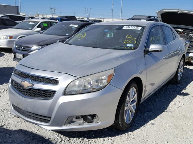 1G11H5SA0DF268638 - 2013 CHEVROLET MALIBU LTZ 银色 照片 2