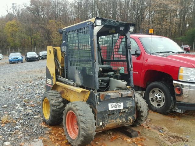 CAT0226BAMJH05842 - 2006 CATERPILLAR SKIDSTEER YELLOW photo 1