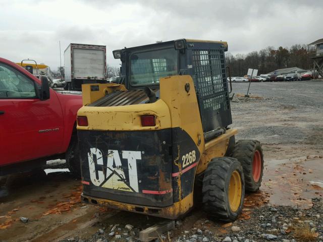 CAT0226BAMJH05842 - 2006 CATERPILLAR SKIDSTEER YELLOW photo 3