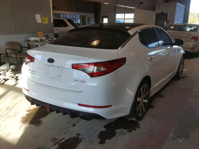 5XXGR4A62CG074957 - 2012 KIA OPTIMA SX WHITE photo 4