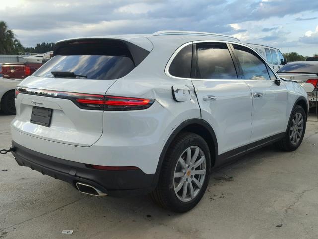 WP1AA2AY9KDA02437 - 2019 PORSCHE CAYENNE WHITE photo 4