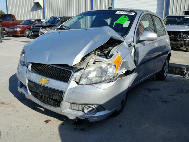 KL1TD6DE0BB180475 - 2011 CHEVROLET AVEO LS SILVER photo 2