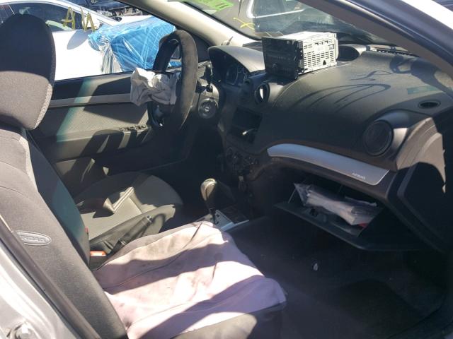 KL1TD6DE0BB180475 - 2011 CHEVROLET AVEO LS SILVER photo 5