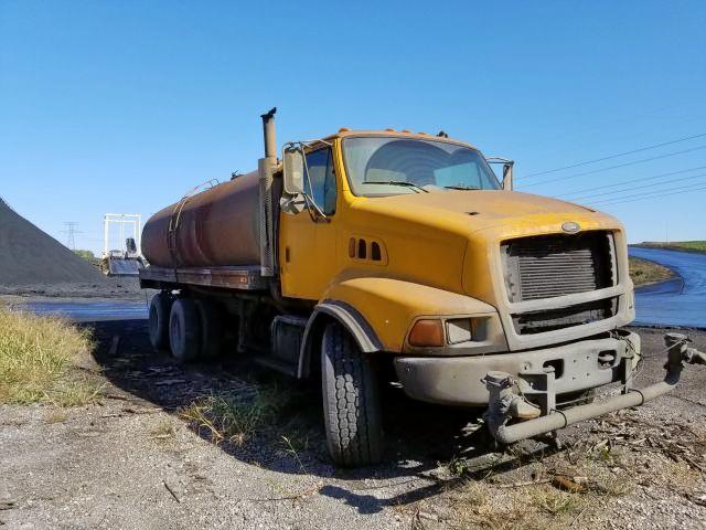 1FDZS86E9WVA38353 - 1998 FORD H-SERIES L YELLOW photo 1