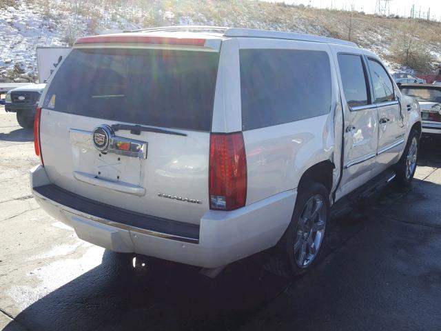 1GYS4HEF7DR270055 - 2013 CADILLAC ESCALADE E WHITE photo 4