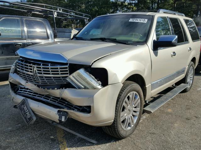 5LMFU27517LJ07197 - 2007 LINCOLN NAVIGATOR 金色 照片 2