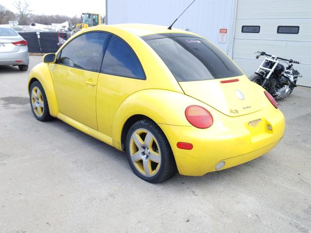 3VWCD21C42M447689 - 2002 VOLKSWAGEN NEW BEETLE YELLOW photo 3