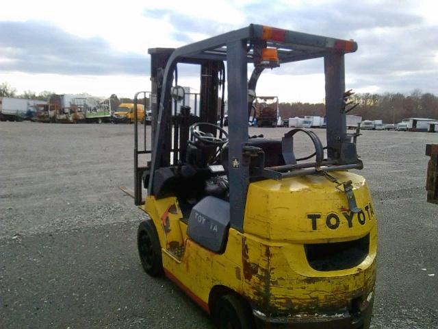 00000000000064897 - 2000 TOYOTA FORKLIFT YELLOW photo 3